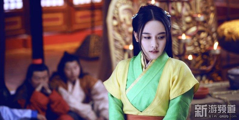 林允兒最新代言寫真集，展現(xiàn)公眾眼中的多元魅力