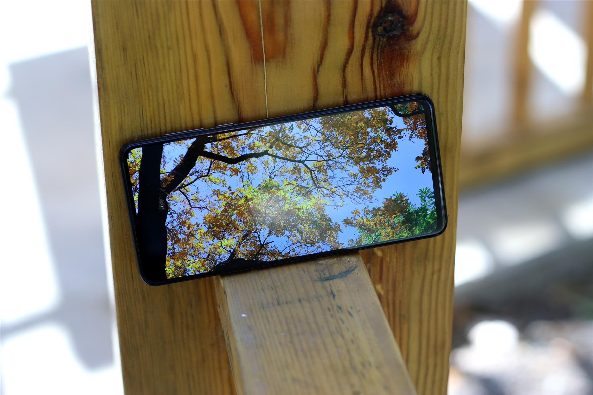 最新塞班手機(jī)型號(hào)及購買指南