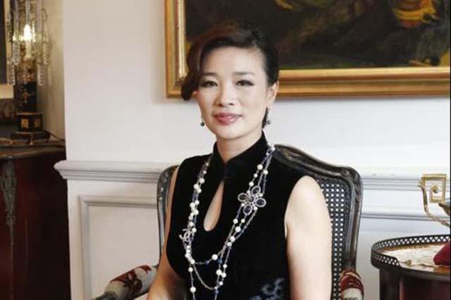 胡潔最新時(shí)尚魅力瞬間圖片展現(xiàn)