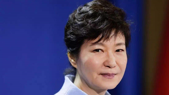 樸槿惠被判最新刑期揭曉，科技新品引領智能生活新紀元