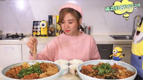 大胃王密子君最新視頻，食欲背后的網(wǎng)絡(luò)現(xiàn)象深度解析