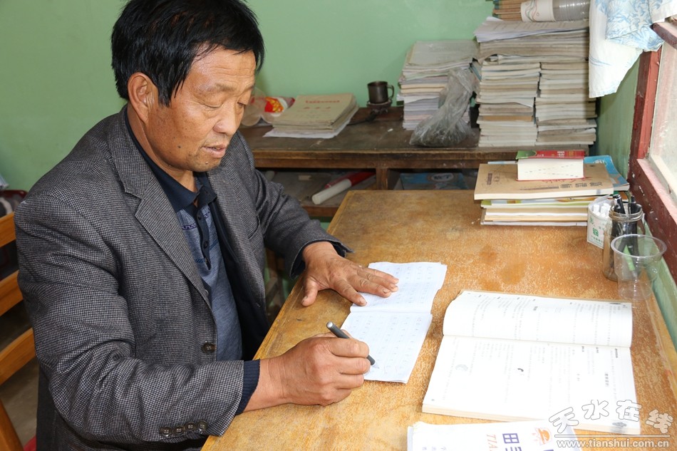 甘肅代課老師最新動態(tài)與小巷深處的特色小店揭秘